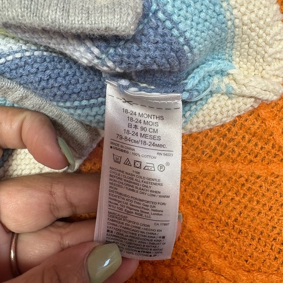 GAP Blue and Yellow Hooded Sweater - Picture 3 of 4